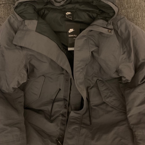 New Nike downfit repel winter coat size medium - Picture 4 of 12